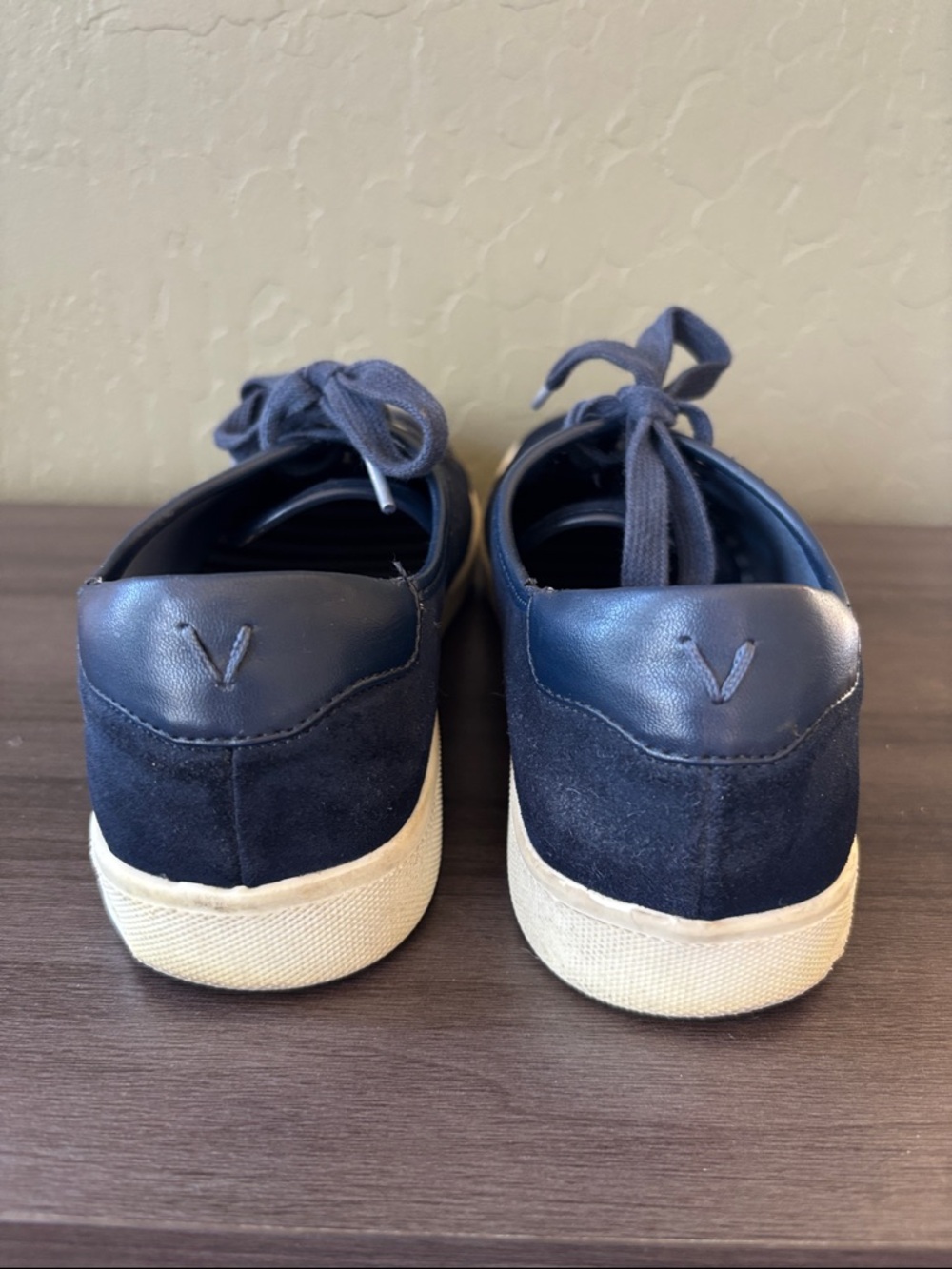 Vionic Brinley Navy Canvas Lace Up‎ Sneaker Size 7.5 - Picture 4 of 8